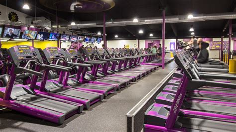 Thats why at Planet Fitness Erie, PA we take care to make sure our club is clean and welcoming, our staff is friendly, and our certified trainers are ready to help. . Planet fitness hoirs